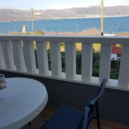 Appartamento By The Sea Slatine, Ciovo - 14596